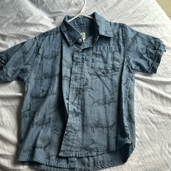 Button down shirt - Picture 2 of 2